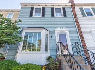 10705 Colonial Woods Way, Louisville, KY 40223