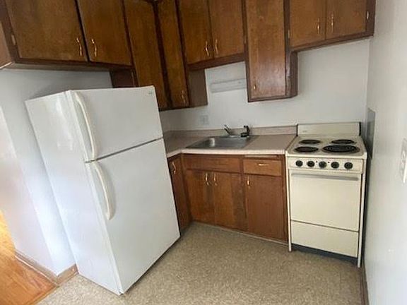 4th image of 3402 N Gordon Pl #2