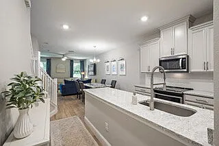 5246 Neil Dr — Photo 12