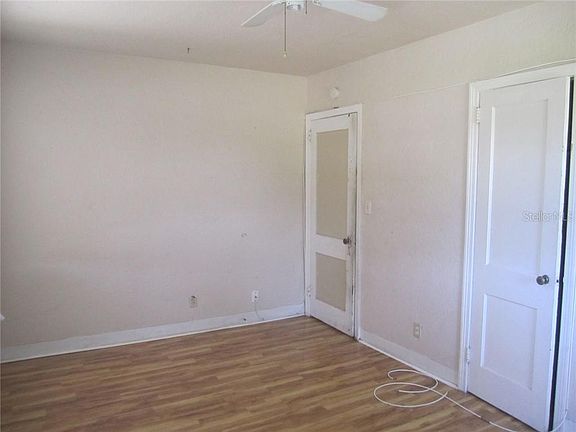 5th image of 2929 5th Ave S