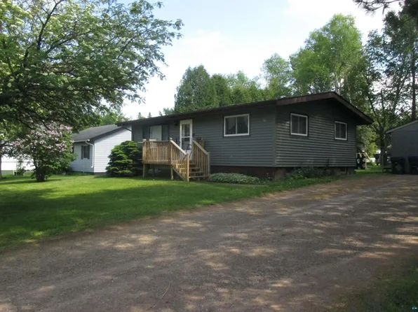 704 North Rd, Cloquet, MN 55720