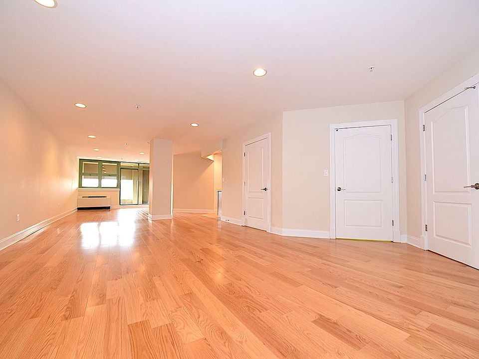 1st image of 1919 24th Ave APT L406