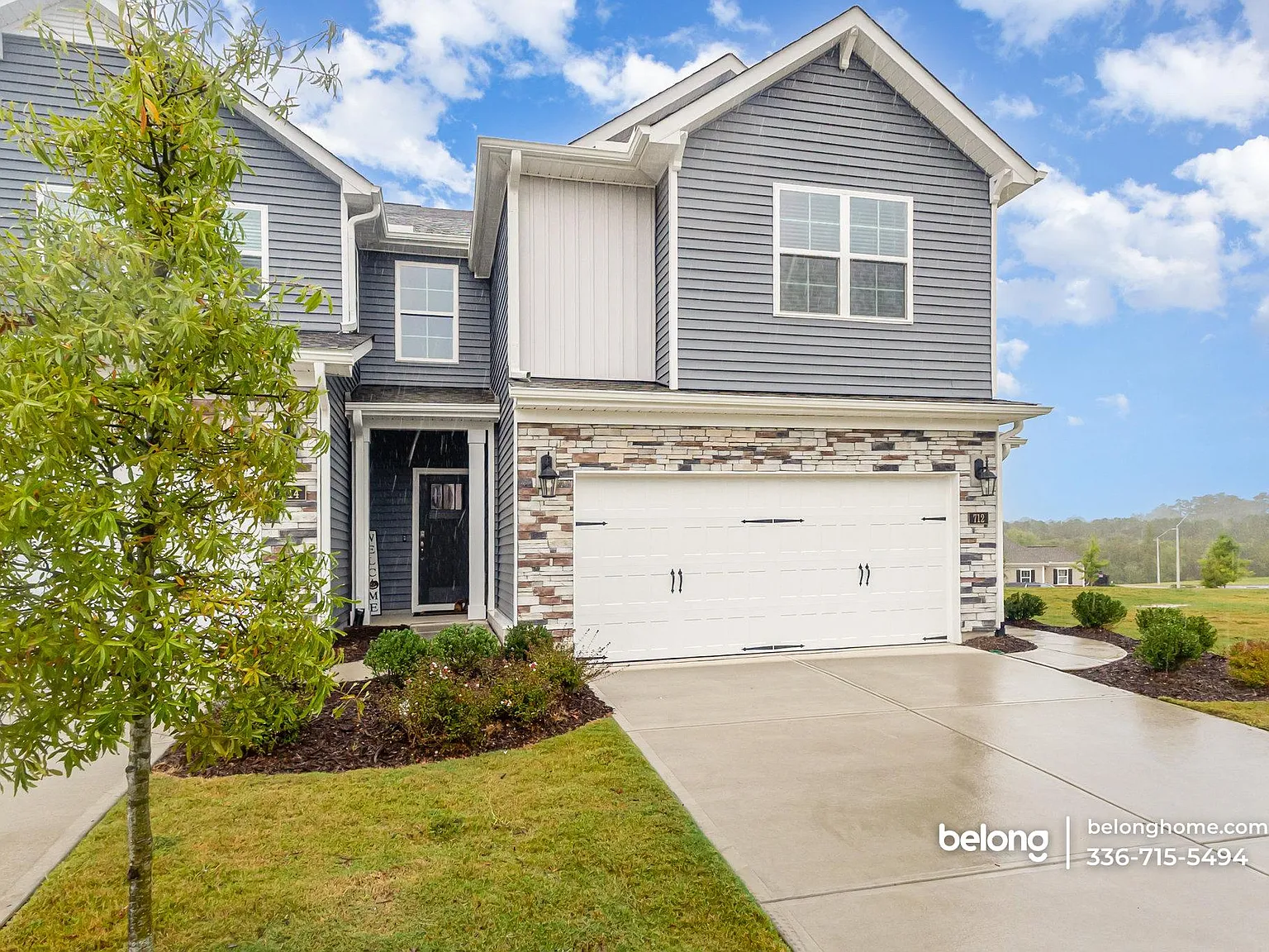 4 bed, 3.0 bath, 2439 sqft, $2,095 — Photo 2