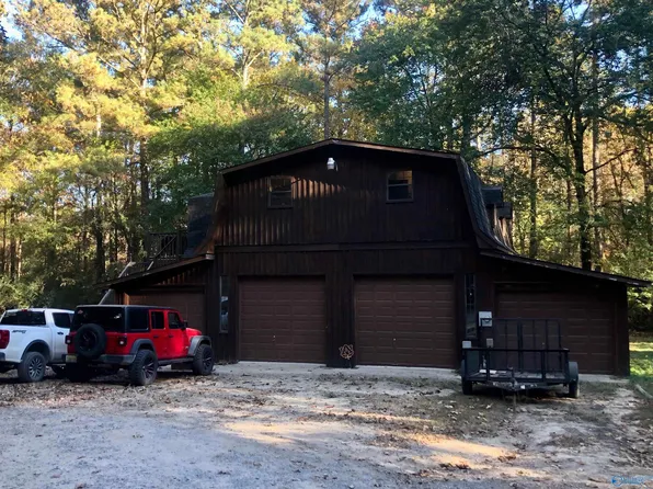 6200 McVille Rd, Albertville, AL 35951