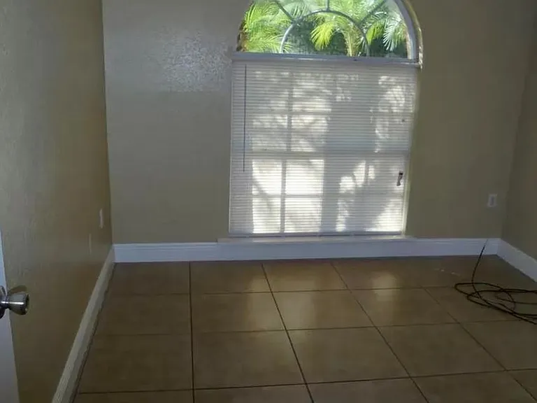 417 Gannet Ct — Photo 11