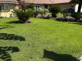 8570 S Rene Lopez St, Parlier, CA 93648