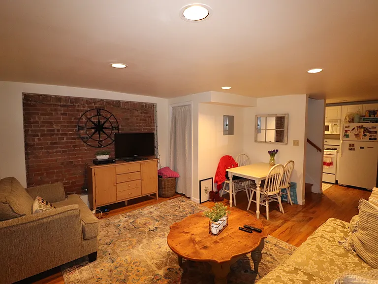513 Bloomfield St #1 — Photo 15