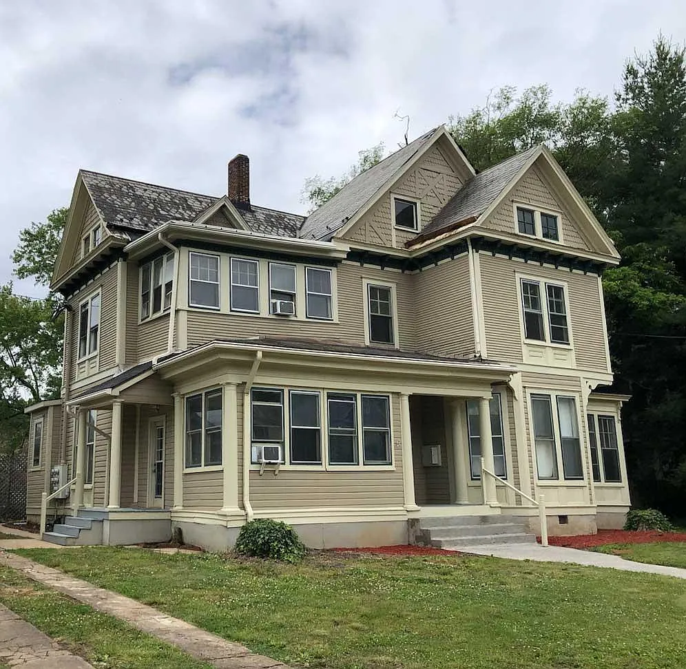 1 bed, $750 — Photo 1