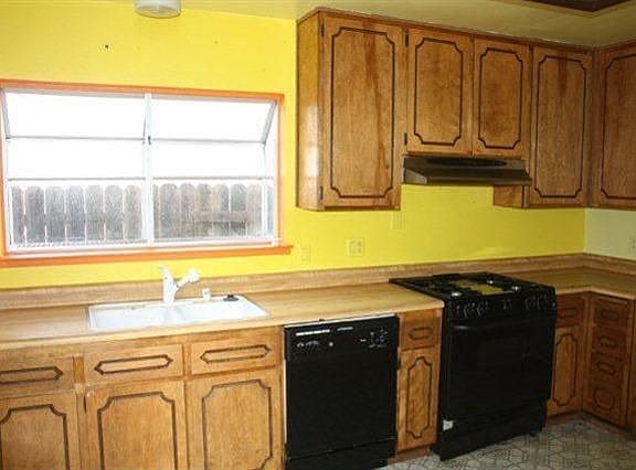 4th image of 3432 Hanks St