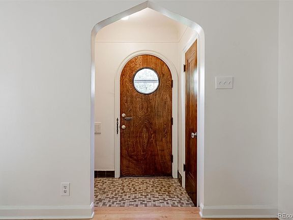 4th image of 4524 Montview Boulevard