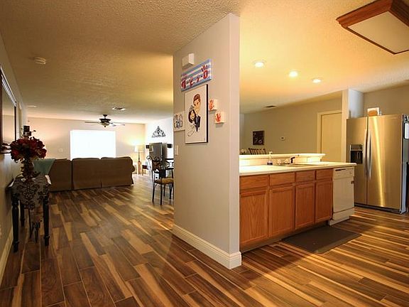 5th image of 1072 Woodson Hammock Cir