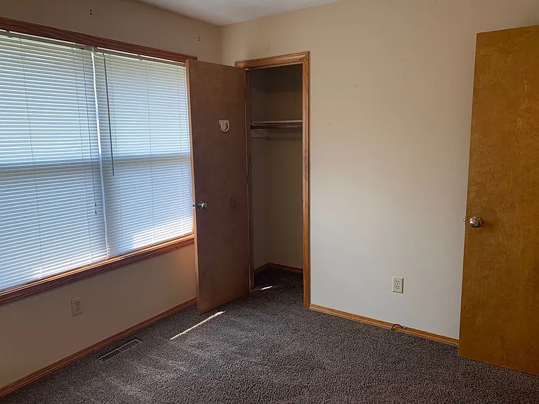3845 W Roxbury St — Photo 5