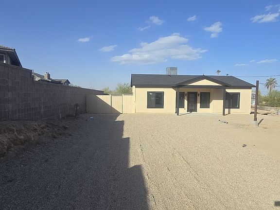 2nd image of 2238-2238 E Valley View Dr