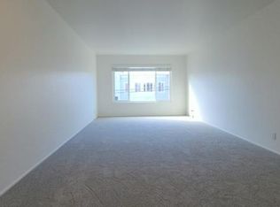 242 27th Ave #3, San Francisco, CA 94121