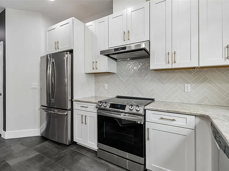 9210 Fox Sparrow Rd — Photo 15
