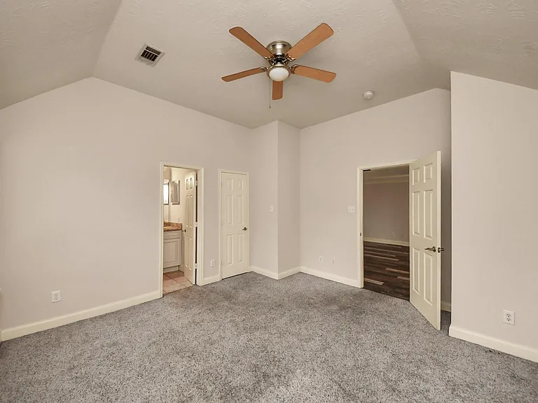 6314 Holly Canyon Ct — Photo 32