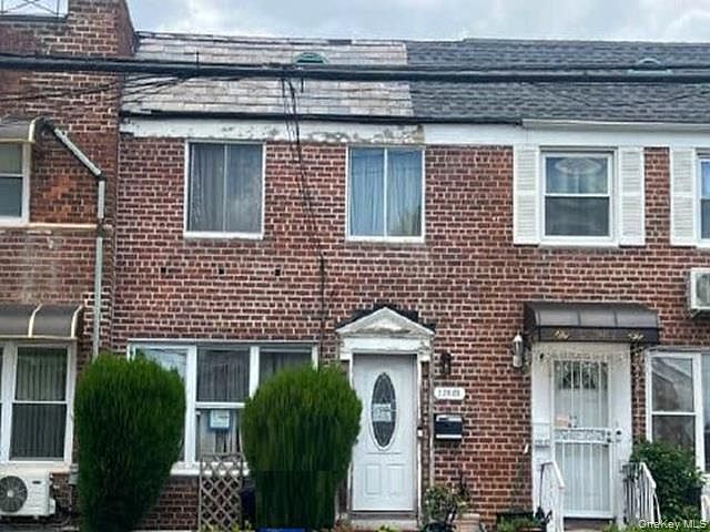 1st image of 229 05 141st Avenue