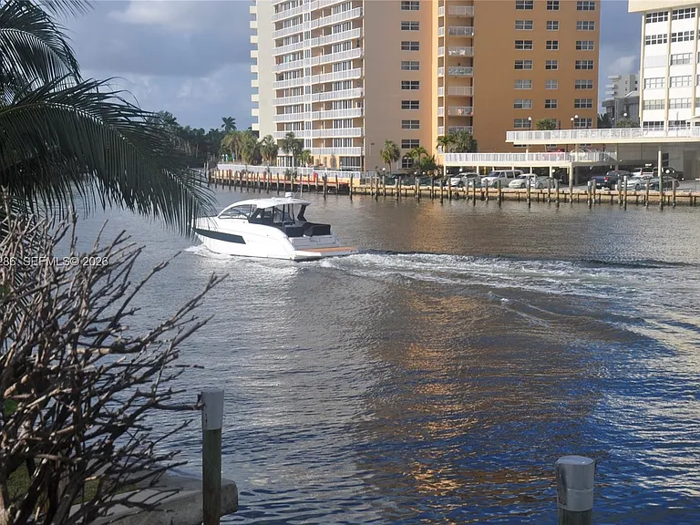 1865 S Ocean Dr #12E — Photo 10