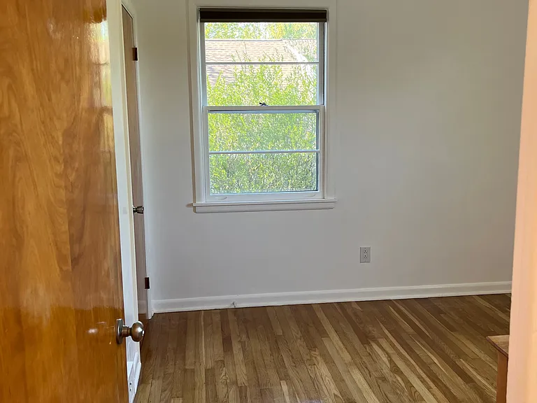 Bedroom #1