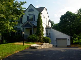 3136 Ridgefield Rd, Charlottesville, VA 22911