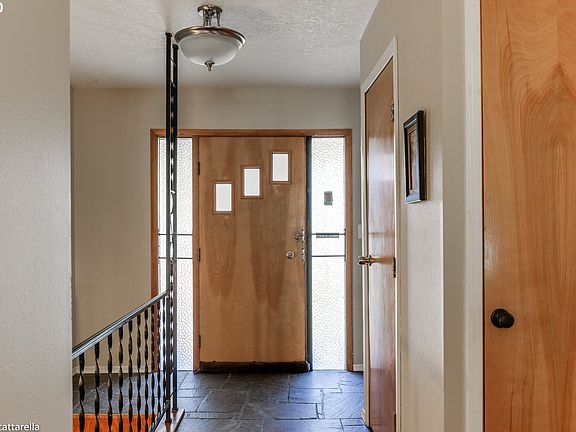 3rd image of 15376 SE La Marquita Way