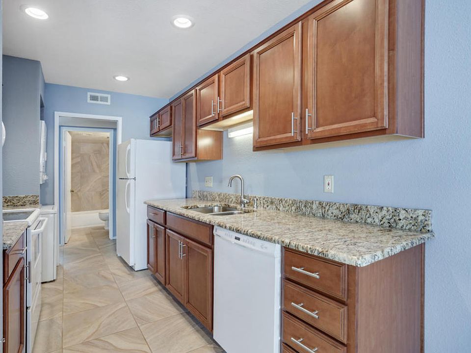 1st image of 1149 E Sandpiper Dr Unit 211