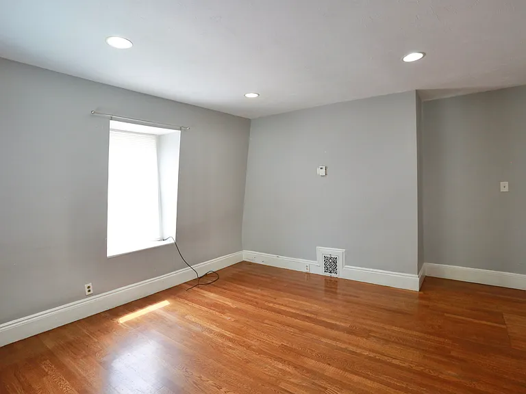 113 Pierce St #2 — Photo 8
