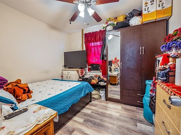 5th image of 14 Burdette Pl #1