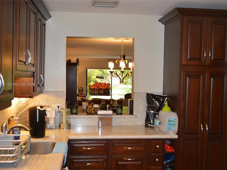 3932 Estepona Ave #7D5 — Photo 15