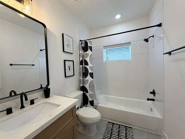 2706 Cochran St — Photo 26