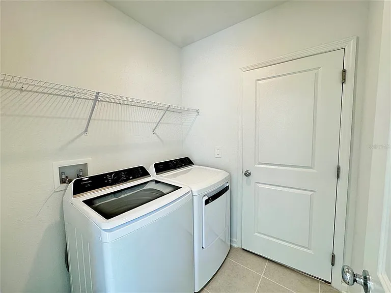 405 Kayden Cv — Photo 9