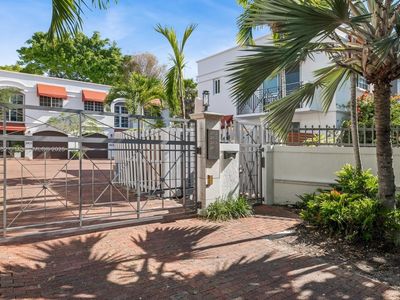 2905 Day Ave #2A, Miami, FL, 33133
