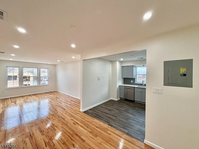 156 Ridgewood Ave #1 — Photo 23