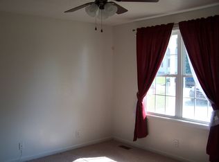 314 Lafayette Point Cir, Clarksville, TN 37042