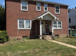 1915 Arthur St, Philadelphia, PA 19152