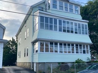 43 Raymond St, Fall River, MA 02723