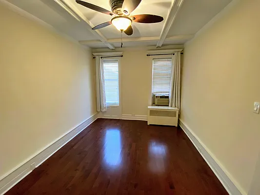 Rented by Solution Realty Services LLC | media 22