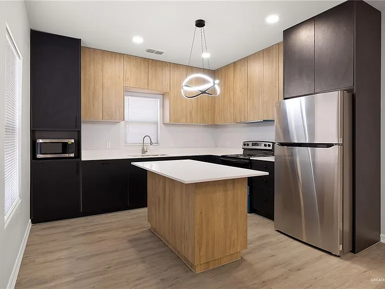 4504 Larkspur Ave #2 — Photo 7