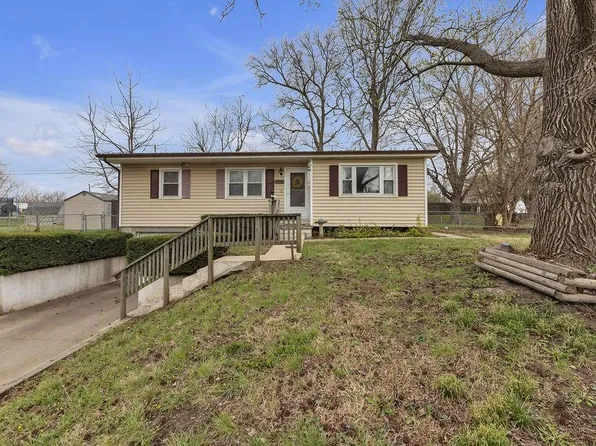 3520 S 41st Ter, Saint Joseph, MO 64503