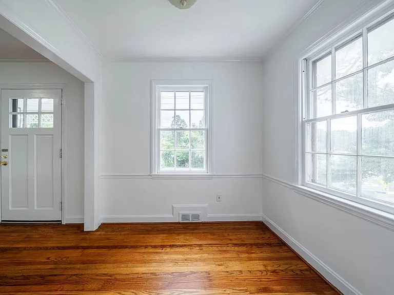 2922 Oberlin Rd — Photo 16