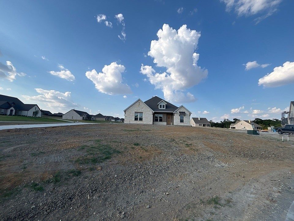 1st image of 800 Monterrey Cir