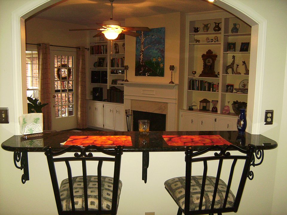 1st image of 3167 Malone Dr