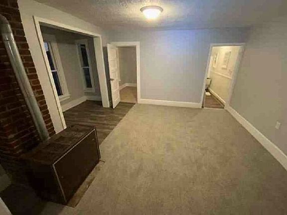 Additional Living Room