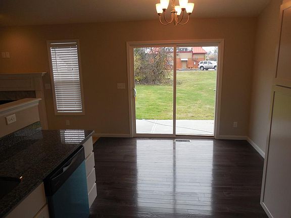 4th image of 6528 Greentree Dr