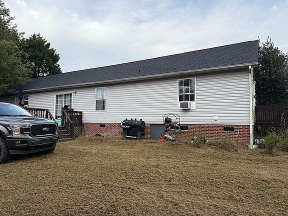 3rd image of 130 Sauder Way