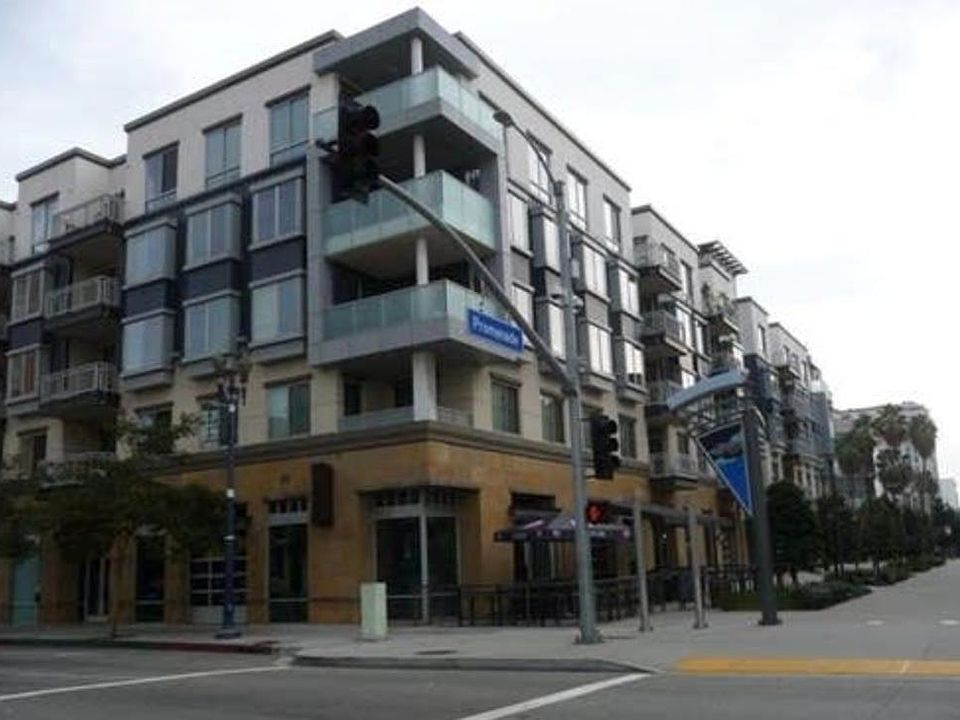 150 The Promenade North