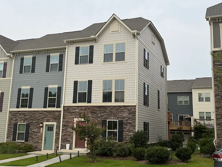 211 Timber Forest Ln — Photo 22
