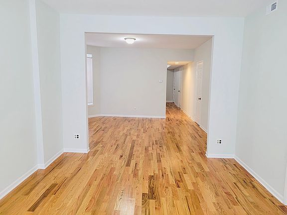 3rd image of 1512 N Kildare Ave #1F
