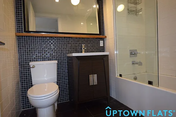 Rented by Uptown Flats LLC | media 10