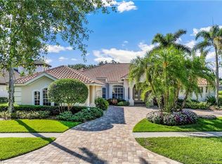 2626 Finchley Ln, Naples, FL 34105
